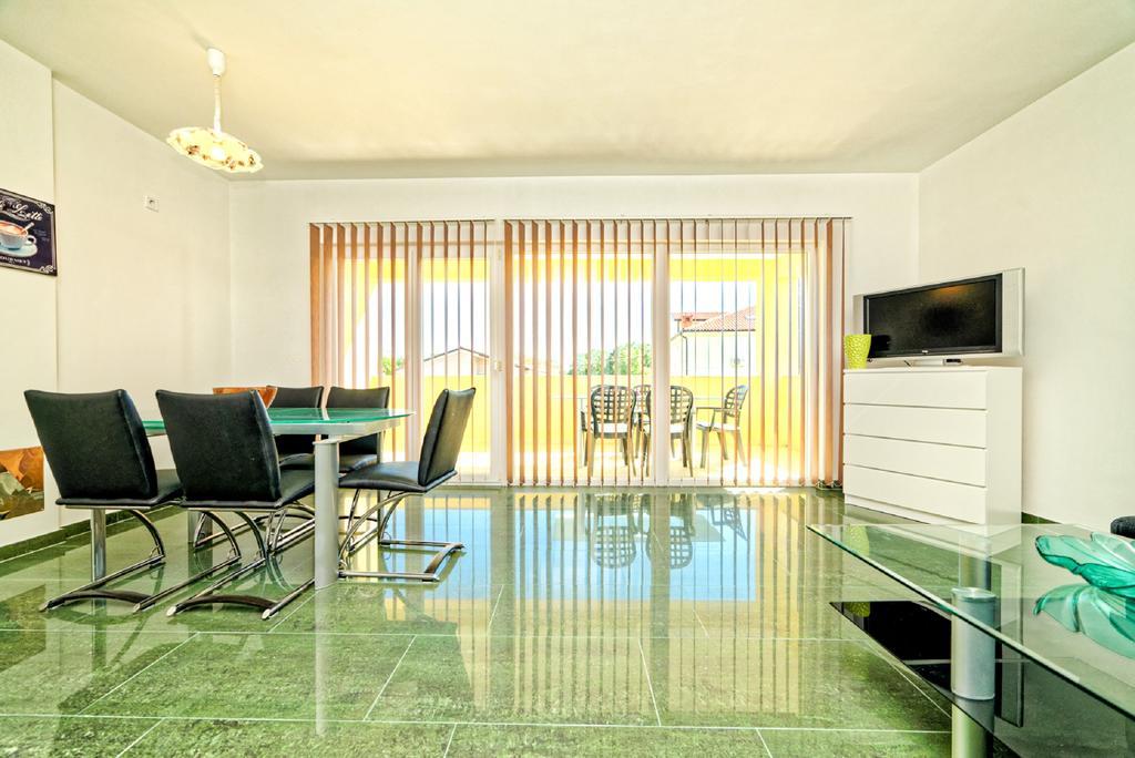Apartment Una 2 Pula Ngoại thất bức ảnh