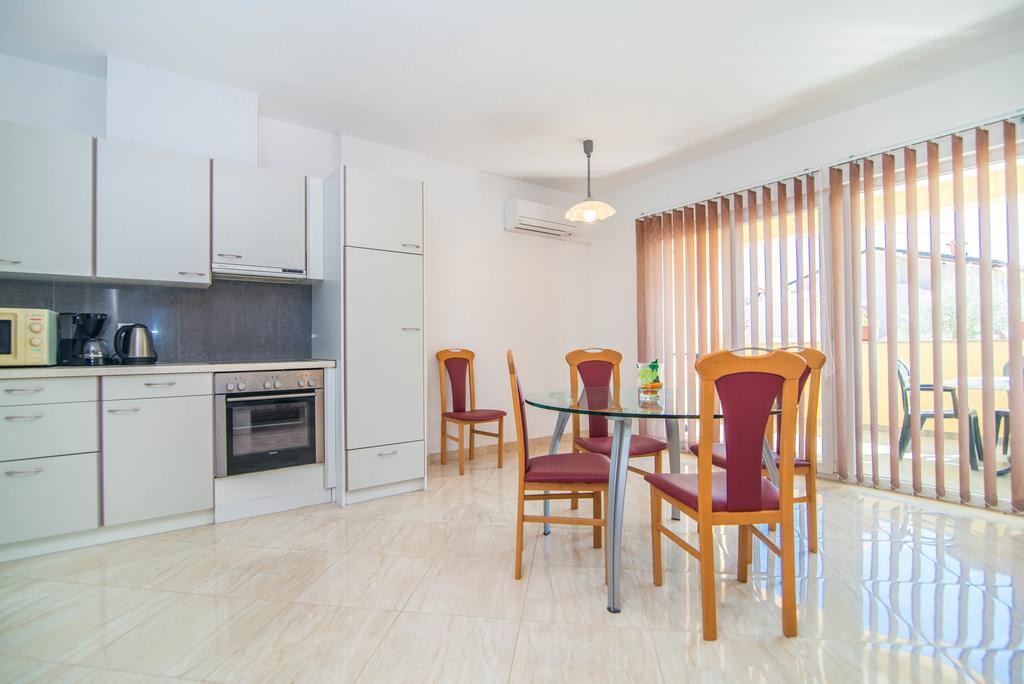 Apartment Una 2 Pula Ngoại thất bức ảnh