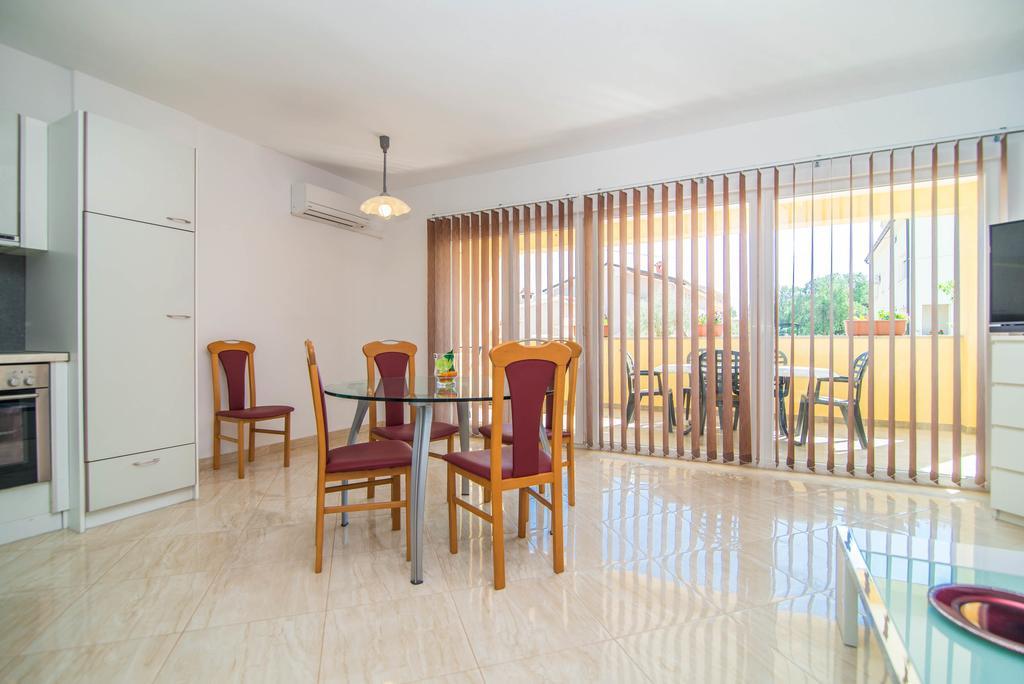 Apartment Una 2 Pula Ngoại thất bức ảnh